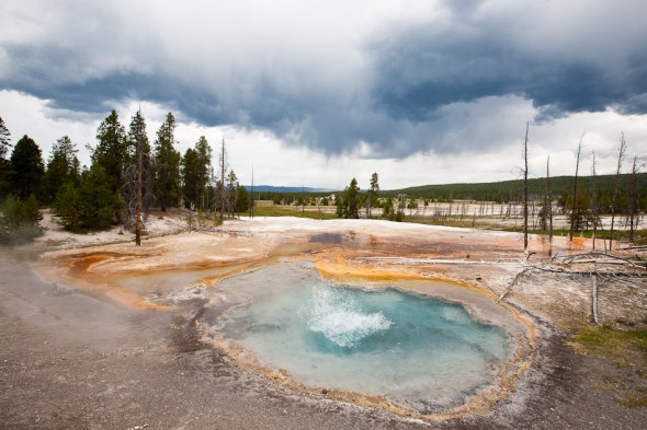 Another bubbling pool