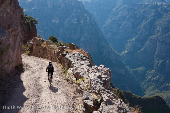 Dropping into the Batopilas Canyon. After Kirare.