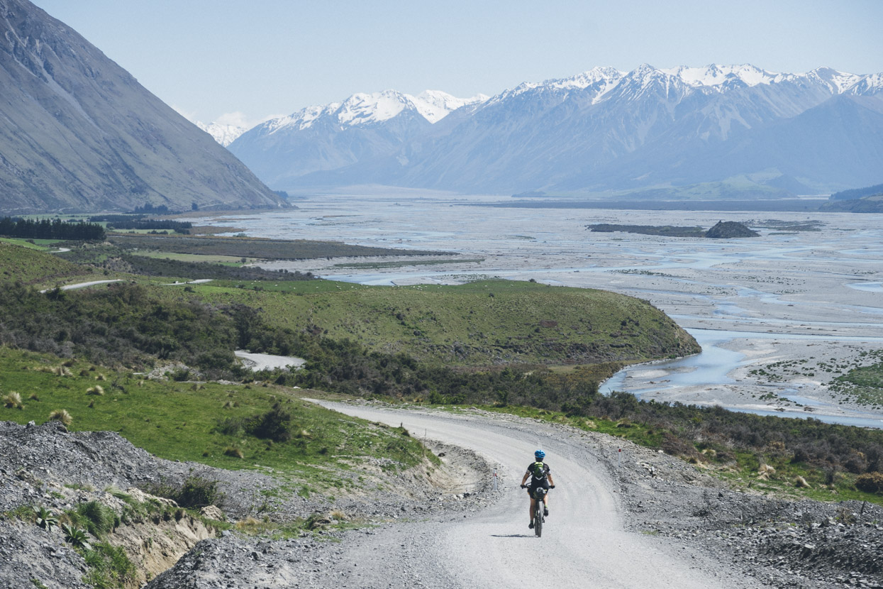 Day 1, heading up the massive Rakaia Valley. It was a 51km ride from where we left the car at Mt Hutt Station, to Glenfalloch; where the road ends and turns into 4WD for the rest of the route into the Lake Heron Basin via Lake Stream.