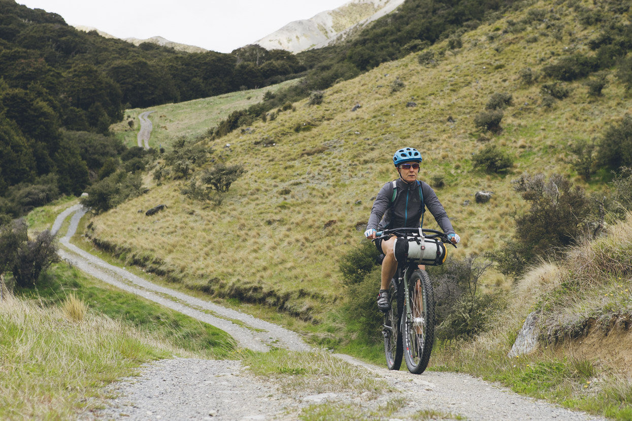 Hana descending Maling Pass. 