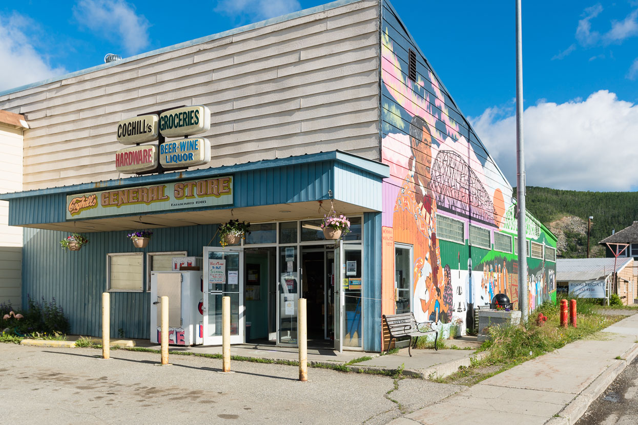 From Fairbanks it was over the hills for 84km to Nenana, a tiny town on the Tenana River. We'd been hoping for dinner, but everything bar the grocery store and the pub was closed.