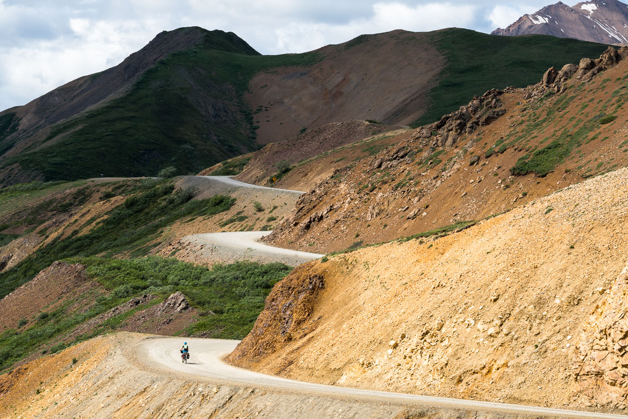 Nearing Polychrome Overlook.