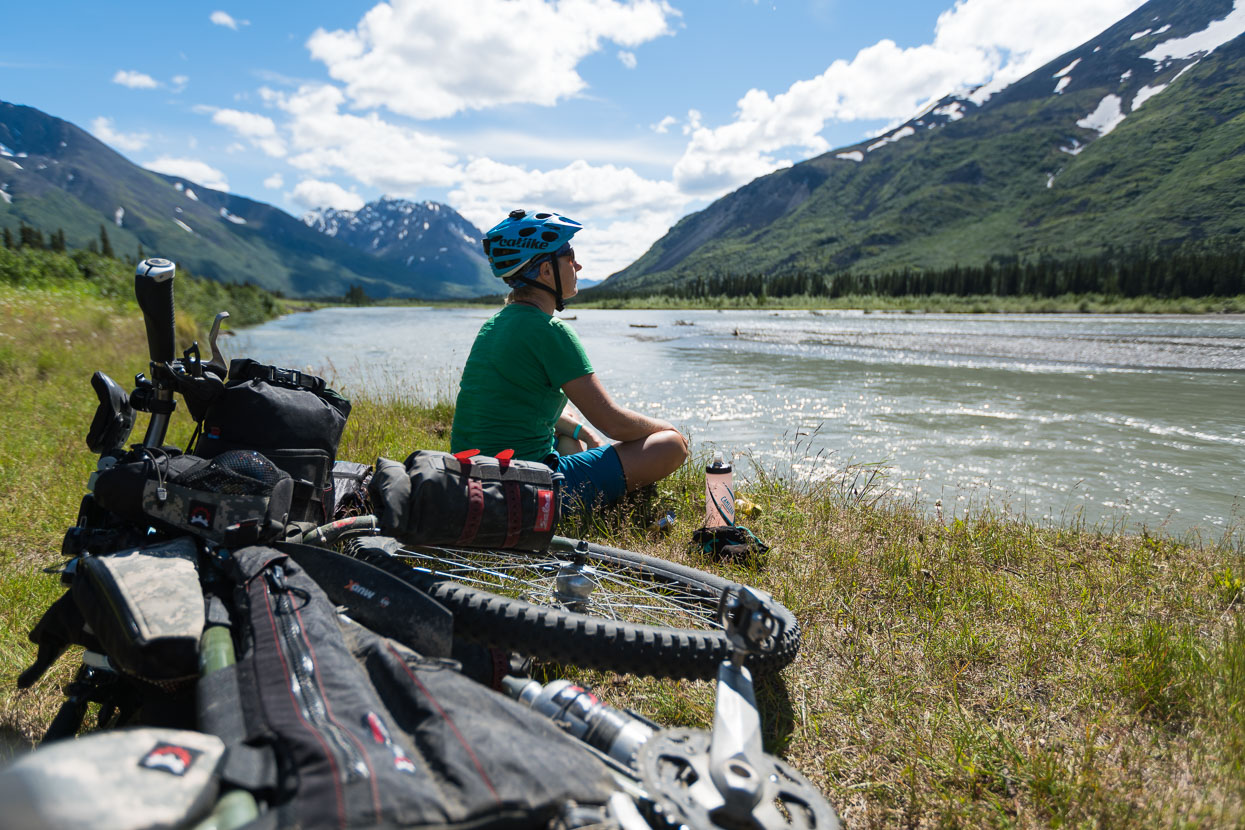 The road from Denali National Park to Cantwell was a shock to the system after the gravel and peace of the park; wide smooth seal, and endless large RVs ripping past, but we did find some peace on the banks of the Nenana River.