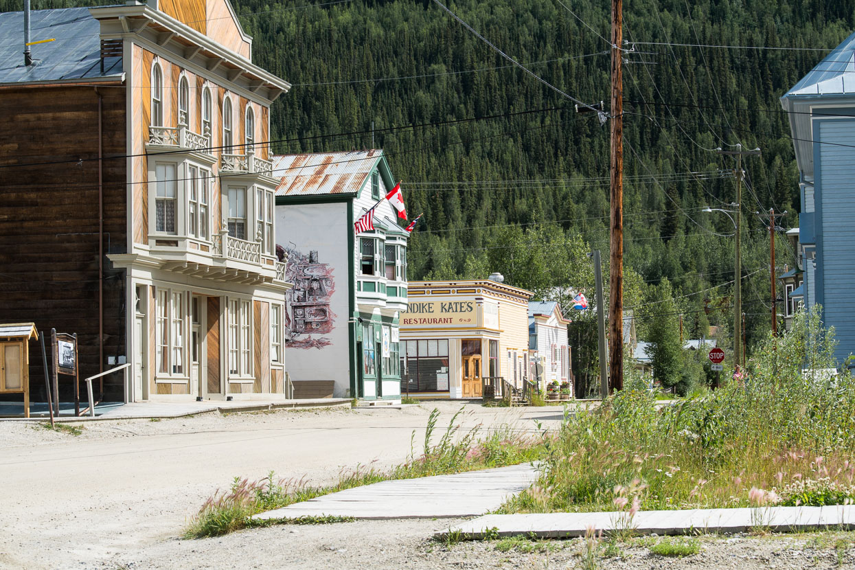 Immediately upon riding into Dawson City one feels as if they are entering a film set. Streets of dirt, authentic historic buildings and frontages and a mixture of the old and new combine to create a town that feels like a novelty, without pretence. We've become used to seeing few holiday makers under the age of 65, so it's refreshing to see young people socialising in bars, hipsters wandering down the streets and a sense of fun in the air.