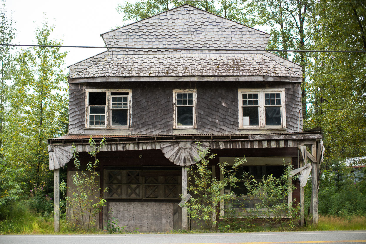 Hyder's population is under 100 and most of the buildings on the main street seemed to be abandoned.