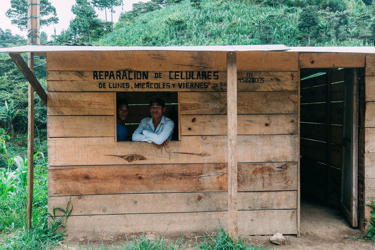 Guatemala: Lanquin – San Pedro la Laguna, Highlux Photography