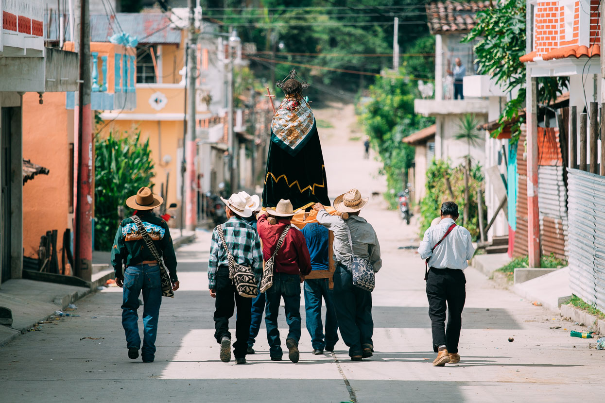 Guatemala: Lanquin – San Pedro la Laguna, Highlux Photography