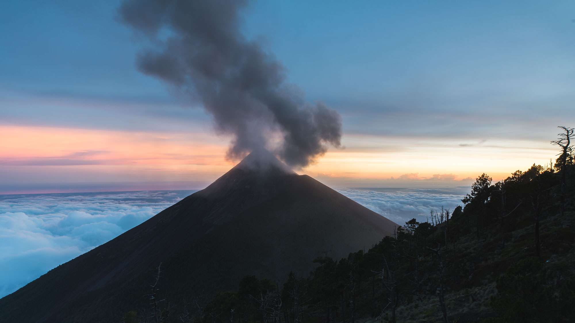 Climbing Volcán Acatenango