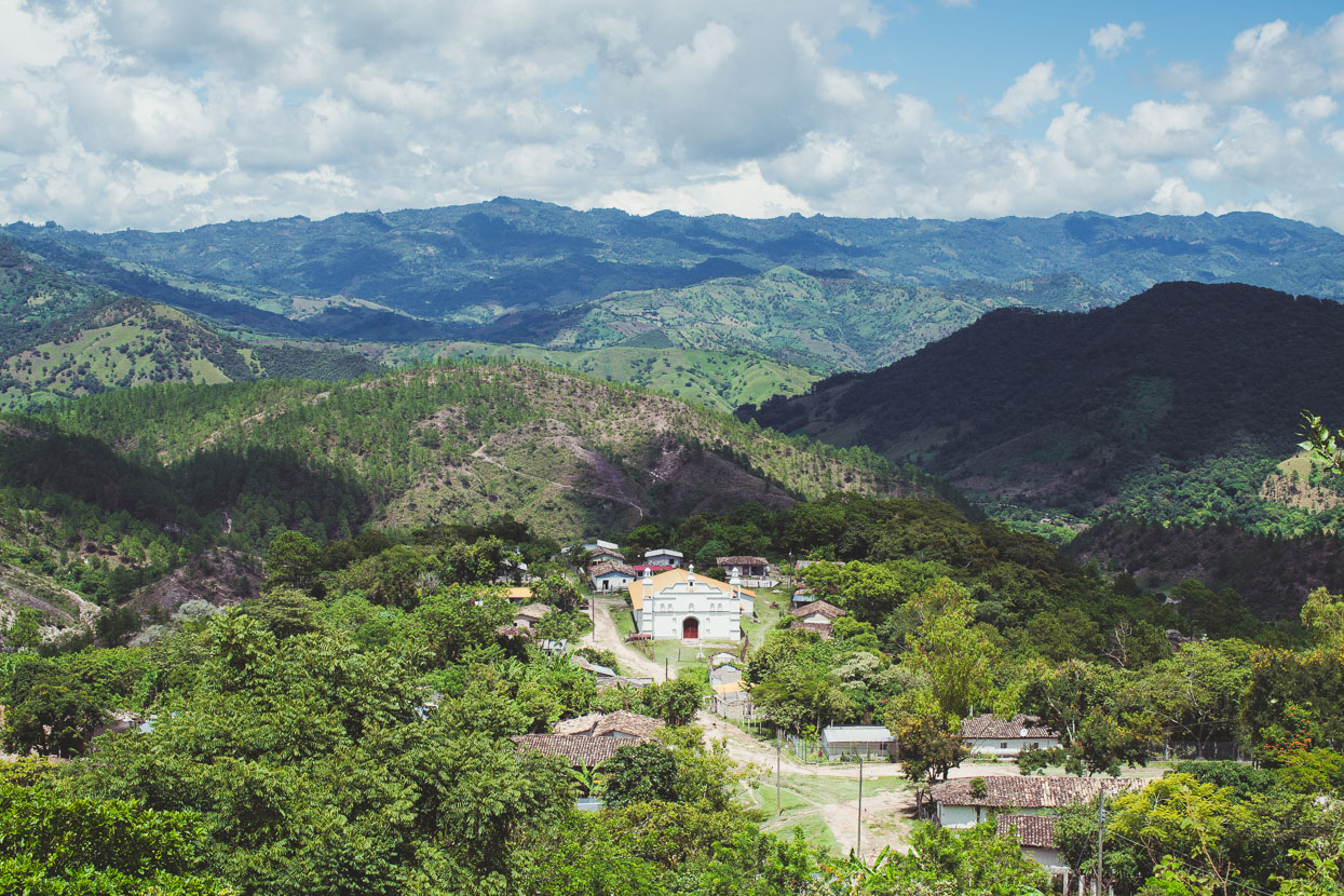 Honduras: Copan – La Ceiba, Highlux Photography