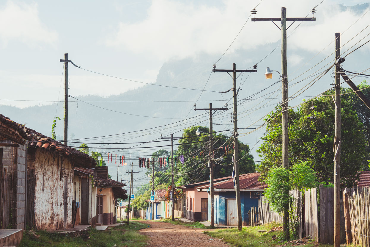 Honduras: Copan – La Ceiba, Highlux Photography