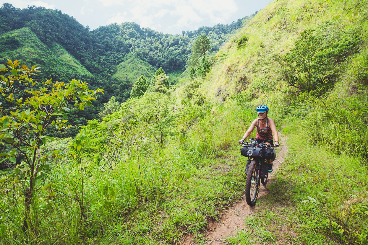 Honduras: Copan – La Ceiba, Highlux Photography