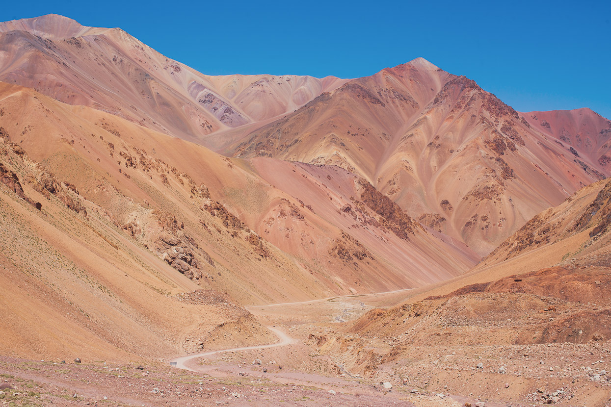 Argentina/Chile: Pircas Negras, Paso de Agua Negra &#038; Cerros de Mendoza, Highlux Photography