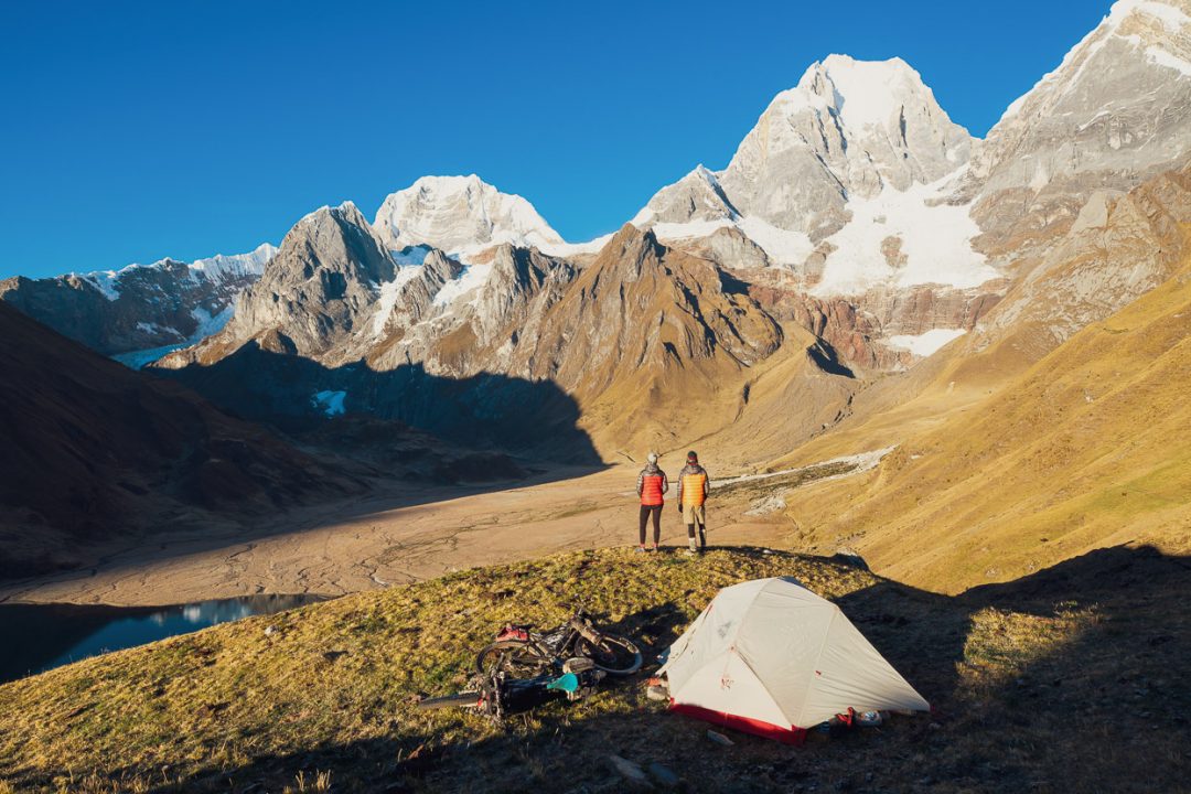 mark watson and hana black cordillera huayhuash