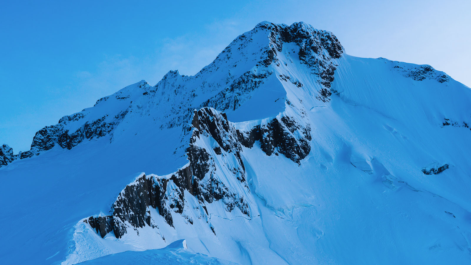 New Zealand: Climbing Mt Brewster in Winter